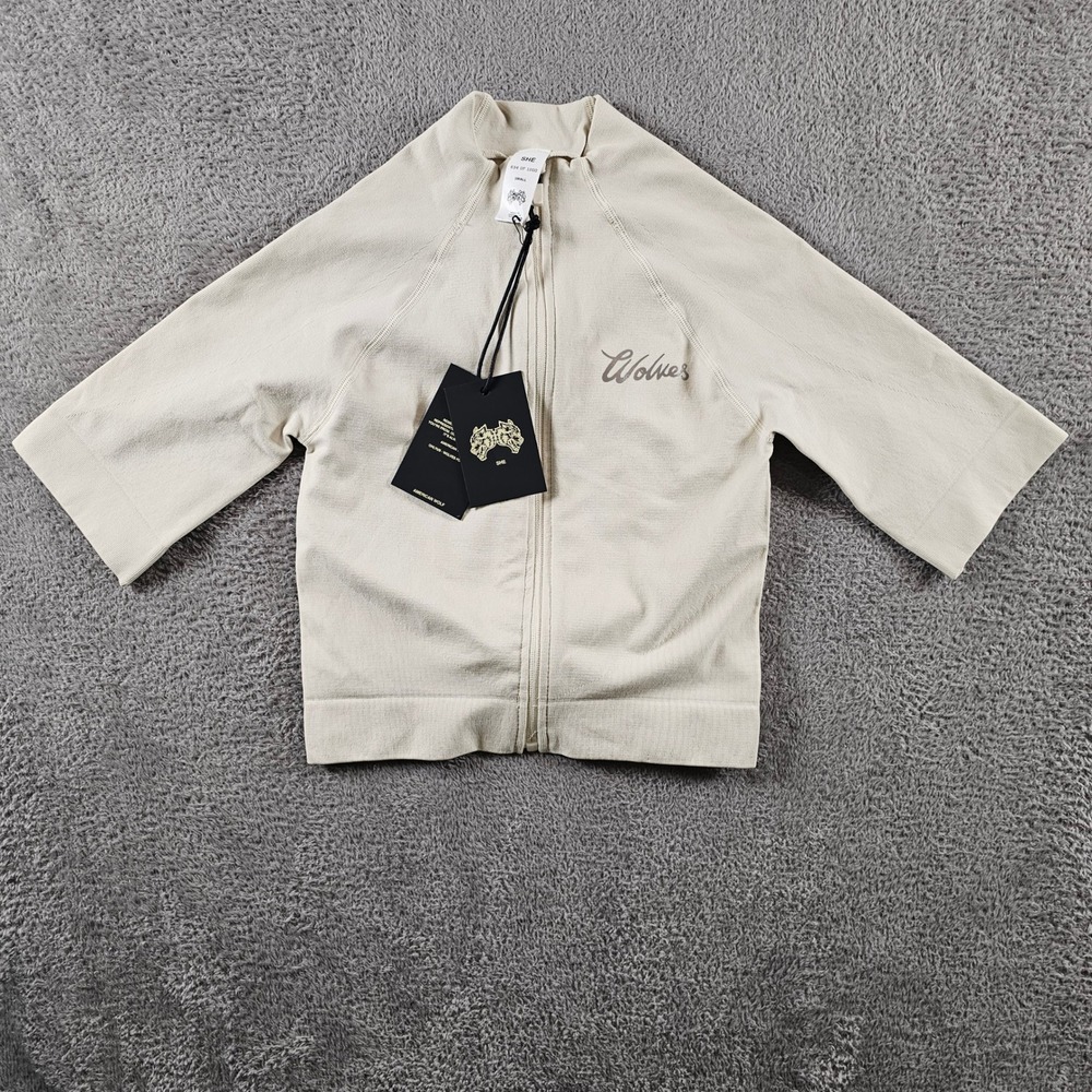 Darc Sport SHE Western Wolf Yasmin Everson ZipTop Sand Small 634 of 1000 NEW